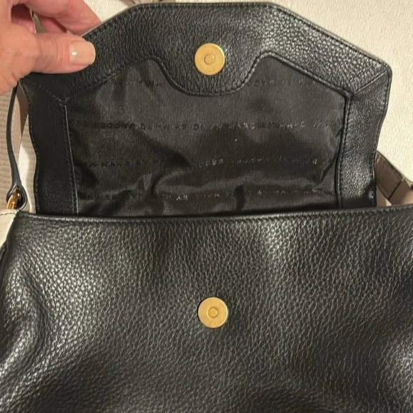 Marc Jacobs color block adjustable strap crossbody black, cream, grayish-/taupe - Picture 8 of 17